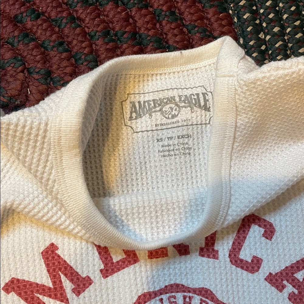 American Eagle White Long Sleeve Thermal Size XS‎ - Picture 3 of 5